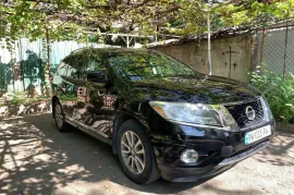 Nissan, Pathfinder