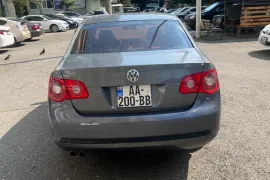 Volkswagen, Jetta