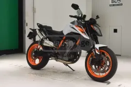 KTM, 890 Duke