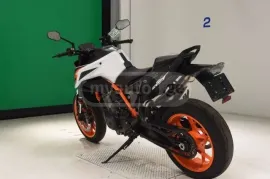 KTM, 890 Duke