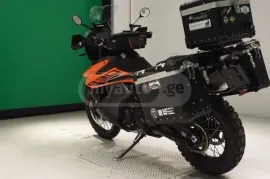 KTM, 890 Duke