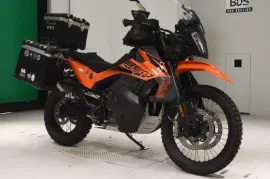 KTM, 890 Duke