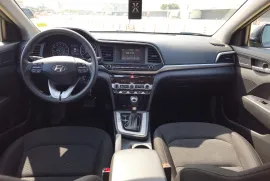 Hyundai, Elantra