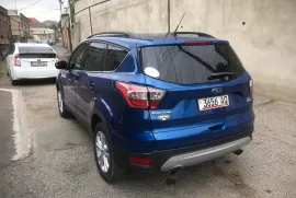 Ford, Escape