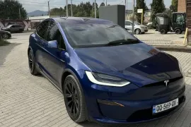 Tesla, Model X