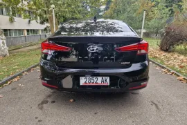 Hyundai, Elantra