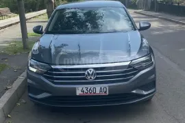 Volkswagen, Jetta