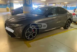 Alfa Romeo, Giulia