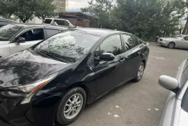 Toyota, Prius