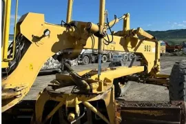 Komatsu, GD705