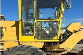 Komatsu, GD705