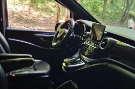 Mercedes-Benz, V-Class, V 220