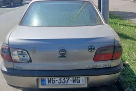 Opel, Omega