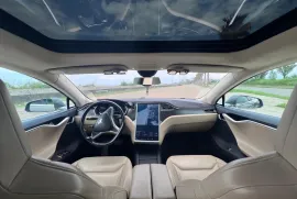 Tesla, Model S