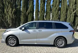 Toyota, Sienna