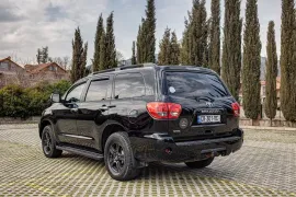 Toyota, Sequoia