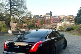 Jaguar , XJ