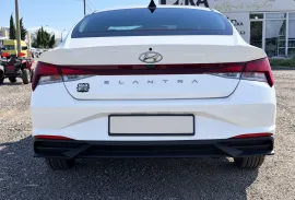 Hyundai, Elantra