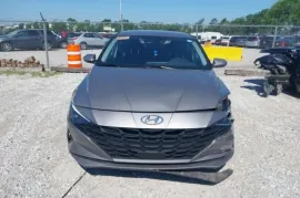 Hyundai, Elantra