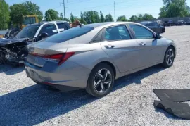 Hyundai, Elantra