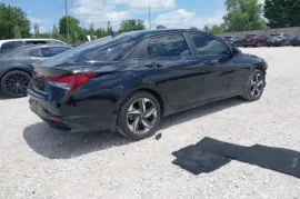 Hyundai, Elantra