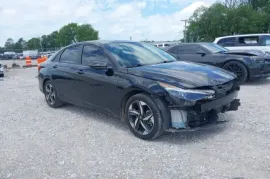 Hyundai, Elantra