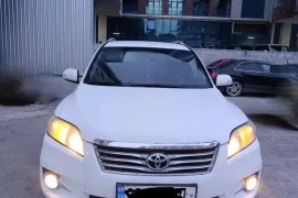 Toyota, RAV4