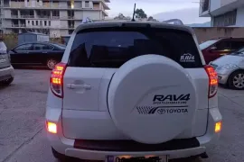 Toyota, RAV4