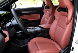 CHANGAN, Benni