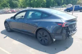 Tesla, Model 3