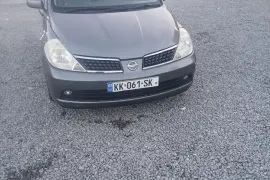 Nissan, Tiida