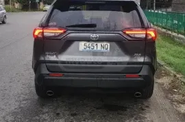 Toyota, RAV4