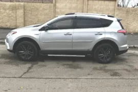 Toyota, RAV4