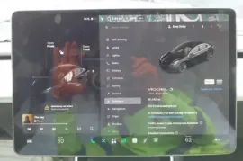 Tesla, Model 3