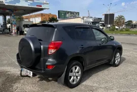 Toyota, RAV4
