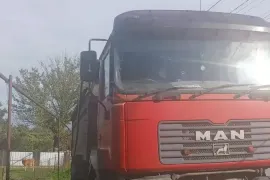 Man, 41.370