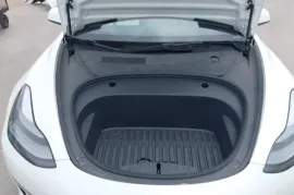 Tesla, Model 3