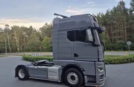 Man, TGX