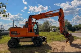 Doosan, DX140W-5