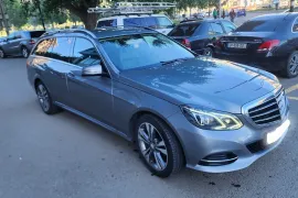Mercedes-Benz, E CLASS, E 220