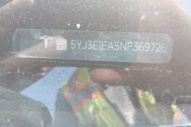 Tesla, Model 3