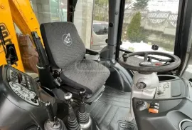JCB, 4 CX