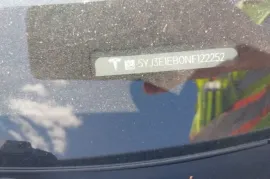 Tesla, Model 3