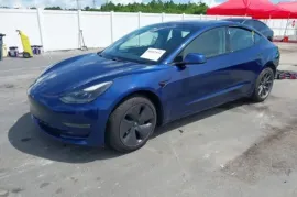Tesla, Model 3