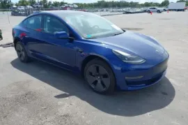 Tesla, Model 3