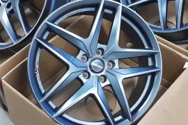 Автозапчасти, Колеса и шины, Алюминиевые диски, AUDI 