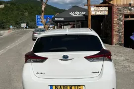 Toyota, Auris