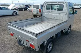 Suzuki, Carry