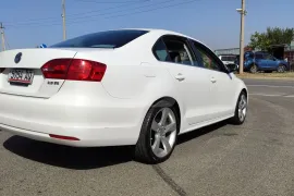 Volkswagen, Jetta