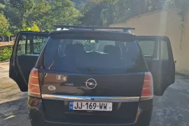 Opel, Zafira